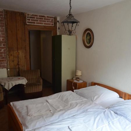 Altstadthotel Zum Goldenen Anker Lubeck Ngoại thất bức ảnh