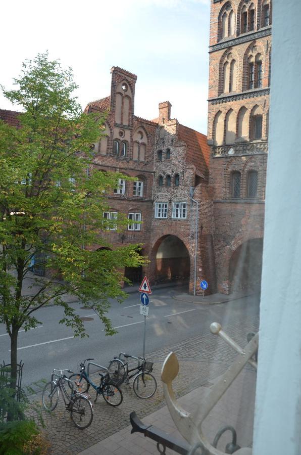 Altstadthotel Zum Goldenen Anker Lubeck Ngoại thất bức ảnh